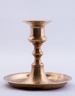Подсвечник.